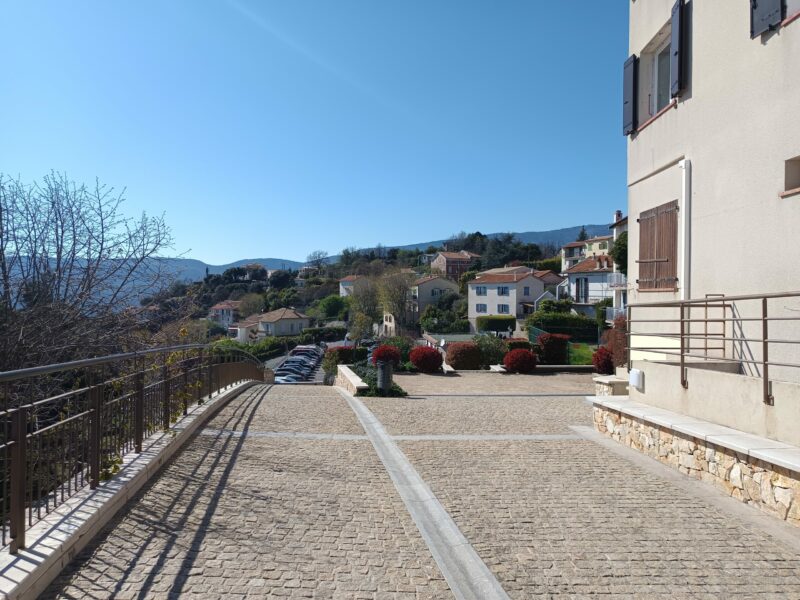 PLace Berre-les-Alpes