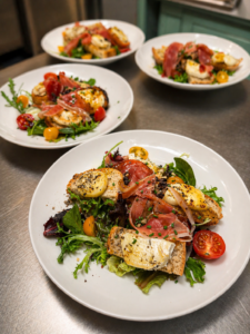 Salade de chèvre chaud